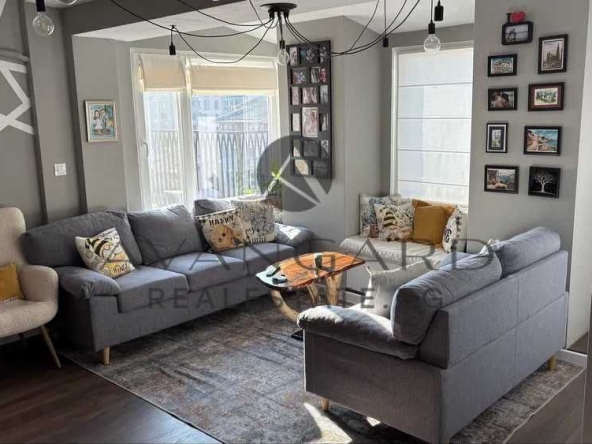 Тристаен апартамент в Пловдив, Кючук Париж - 200 кв.м за 1097 €/кв.м - Снимка #1