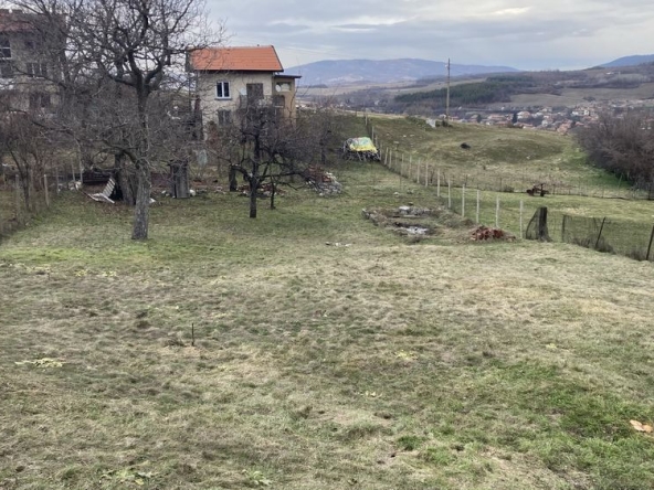 Парцел в с. Студена, Област Перник - 1290 кв.м за 36 €/кв.м - Снимка #1