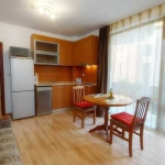 Дава се под наем Двустаен апартамент в Свети Влас - 69 кв.м за 300 € - Снимка #1