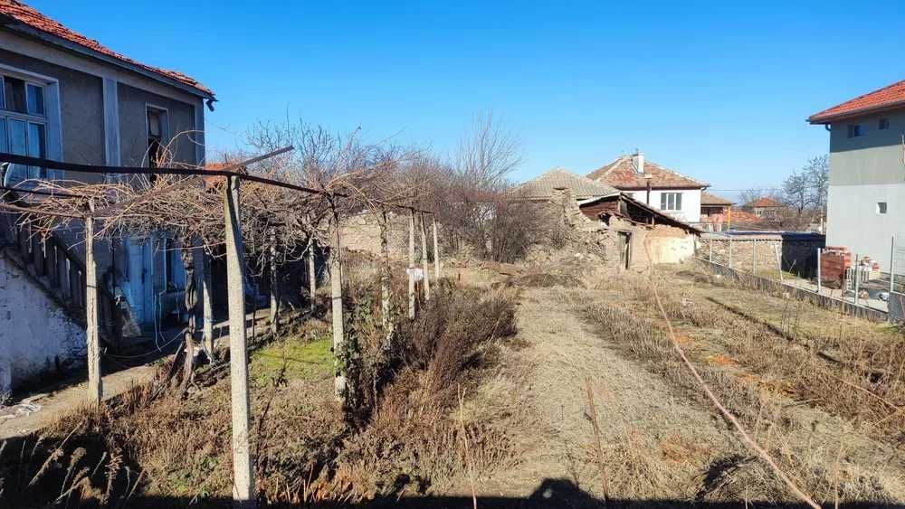 Къща в с. Тополово, Област Пловдив - 75 кв.м за 400 €/кв.м - Снимка #1