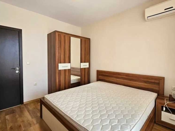 Дава се под наем Двустаен апартамент в Поморие - 50 кв.м за 500 € - Снимка #1