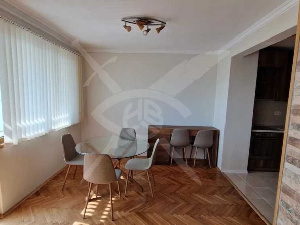 Дава се под наем Двустаен апартамент в Варна, Колхозен пазар - 70 кв.м за 650 € - Снимка #1