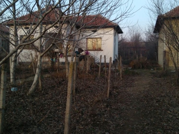 Къща в Кнежа - 75 кв.м за 187 €/кв.м - Снимка #1