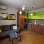 Дава се под наем Двустаен апартамент в Пловдив, Център - 60 кв.м за 350 € - Снимка #1