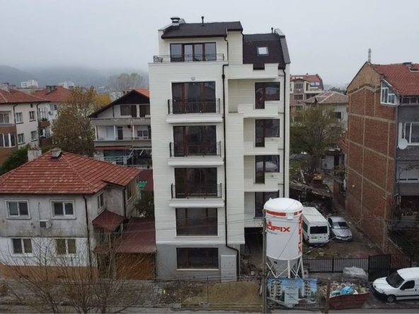 Магазин в Асеновград - 50 кв.м за 1785 €/кв.м - Снимка #1