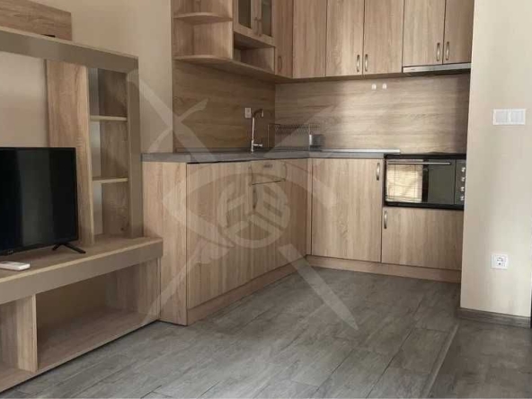 Дава се под наем Двустаен апартамент в Варна, Колхозен пазар - 45 кв.м за 380 € - Снимка #1