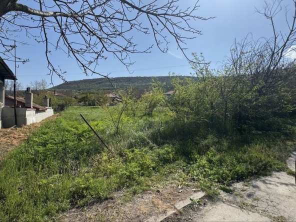 Парцел в Девня - 710 кв.м за 33 €/кв.м - Снимка #1