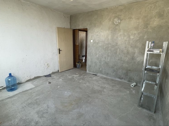 Тристаен апартамент в Пазарджик, Устрем - 89 кв.м за 909 €/кв.м - Снимка #1