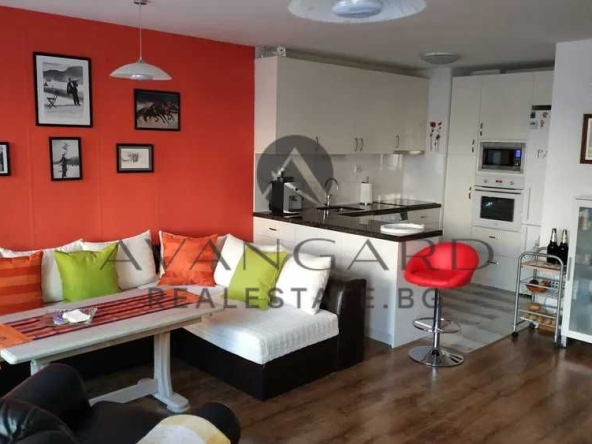 Двустаен апартамент в Пловдив, Остромила - 69 кв.м за 2000 €/кв.м - Снимка #1