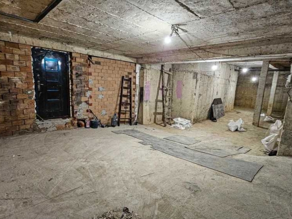 Склад в Варна, Левски - 65 кв.м за 573 €/кв.м - Снимка #1