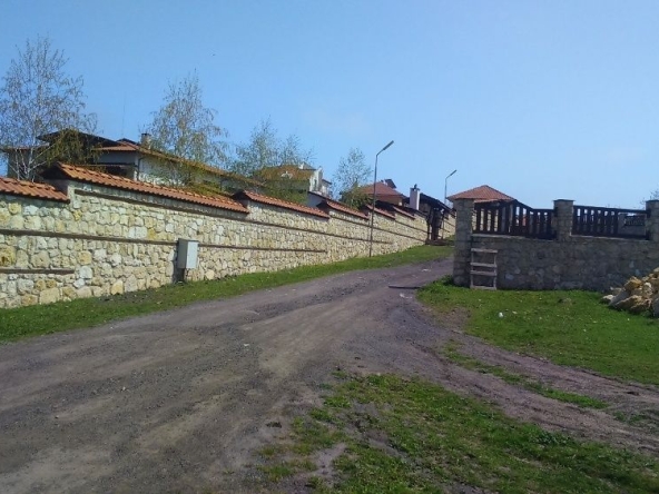 Парцел в с. Тънково, Област Бургас - 5100 кв.м за 16 €/кв.м - Снимка #1