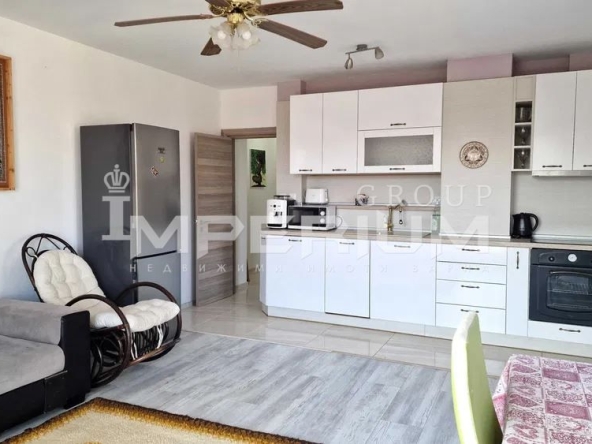 Дава се под наем Тристаен апартамент в Варна, Виница - 80 кв.м за 663 € - Снимка #1