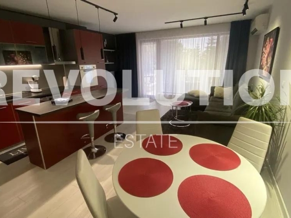 Дава се под наем Тристаен апартамент в Варна, м-т Евксиноград - 120 кв.м за 1100 € - Снимка #1