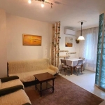 Дава се под наем Тристаен апартамент в Варна, Аспарухово - 70 кв.м за 500 € - Снимка #1