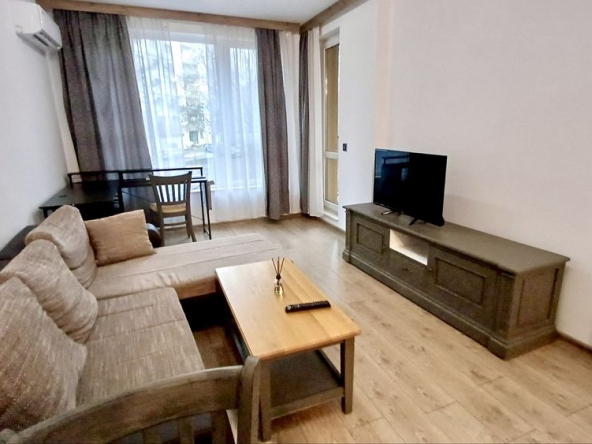 Дава се под наем Двустаен апартамент в София, Студентски град - 60 кв.м за 628.32 € - Снимка #1