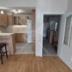 Дава се под наем Двустаен апартамент в Пловдив, Кършияка - 70 кв.м за 458.49 € - Снимка #1