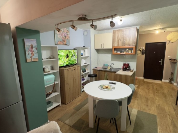Двустаен апартамент в Варна, Владислав Варненчик - 53 кв.м за 962 €/кв.м - Снимка #1