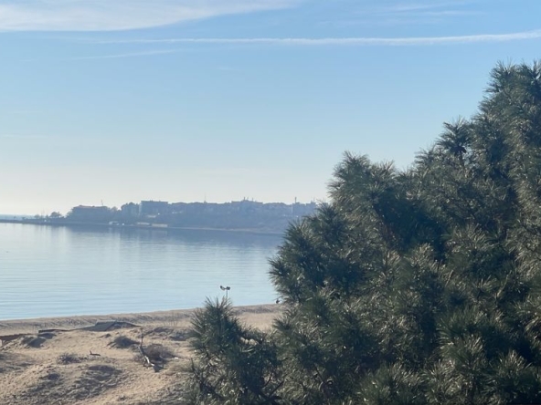 Дава се под наем Двустаен апартамент в к.к. Слънчев бряг - 80 кв.м за 918 € - Снимка #1