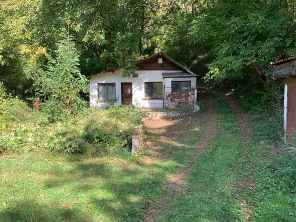 Къща в София, Център - 40 кв.м за 1250 €/кв.м - Снимка #1