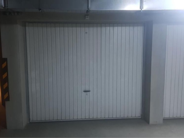 Дава се под наем Гараж / Паркомясто в София, Карпузица - 14 кв.м за 127.5 € - Снимка #1