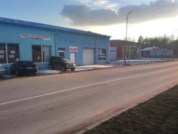 Дава се под наем Магазин в Севлиево - 160 кв.м за 351.9 € - Снимка #1
