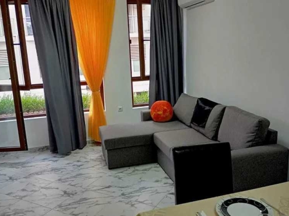 Дава се под наем Двустаен апартамент в Бургас, Сарафово - 59 кв.м за 500 € - Снимка #1