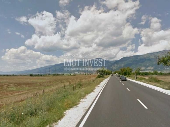 Парцел в Карлово - 5300 кв.м за 4 €/кв.м - Снимка #1