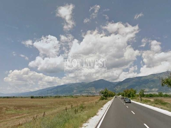 Парцел в Карлово - 16000 кв.м за 3 €/кв.м - Снимка #1