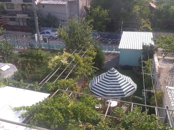 Къща в Балчик - 583 кв.м за 86 €/кв.м - Снимка #1