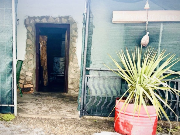 Промишлена сграда в Враца, Кулата - 85 кв.м за 510 €/кв.м - Снимка #1
