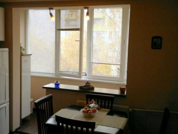 Тристаен апартамент в София, Слатина - 78 кв.м за 2552 €/кв.м - Снимка #1