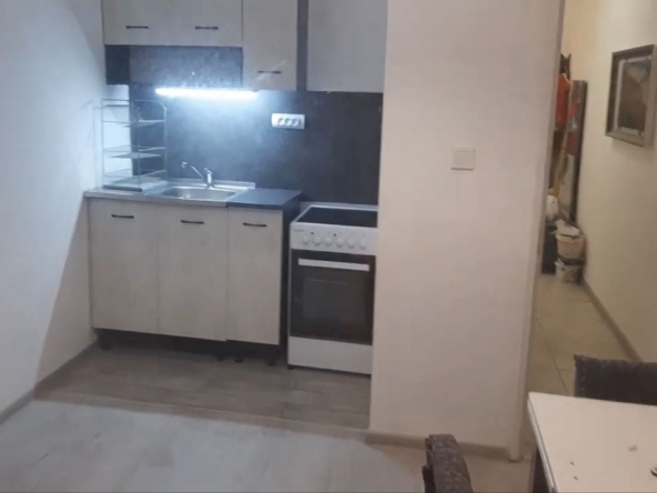 Дава се под наем Двустаен апартамент в Пловдив, Изгрев - 50 кв.м за 280.5 € - Снимка #1