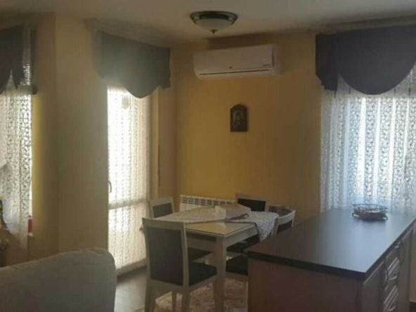 Тристаен апартамент в София, Витоша - 81 кв.м за 2142 €/кв.м - Снимка #1