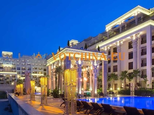 Многостаен апартамент в к.к. Златни пясъци - 2015 кв.м за 174 €/кв.м - Снимка #1