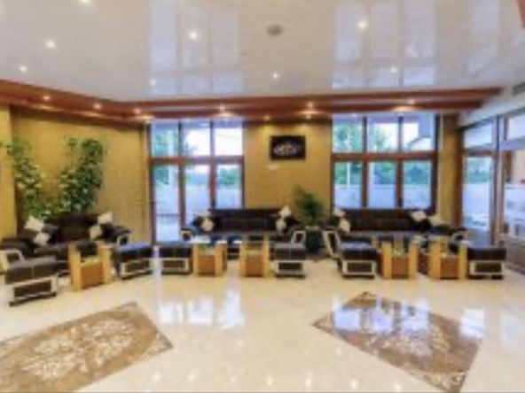 Хотел в Павел баня - 1371 кв.м за 930 €/кв.м - Снимка #1