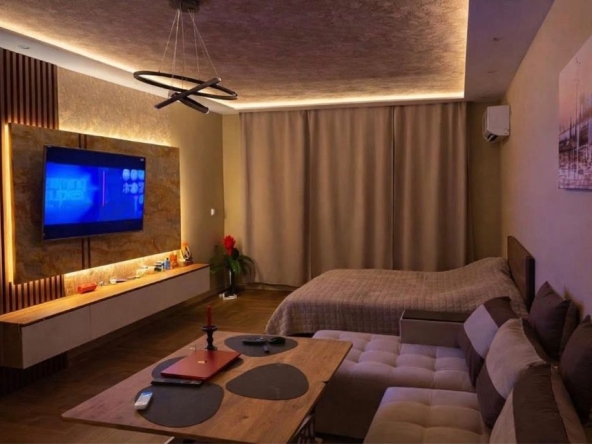 Дава се под наем Едностаен апартамент в София, Витоша - 56 кв.м за 298.86 € - Снимка #1