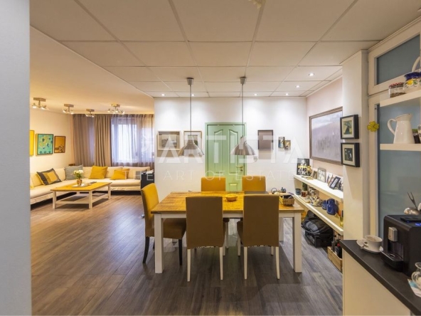 Тристаен апартамент в София, Бъкстон - 124 кв.м за 2900 €/кв.м - Снимка #1