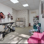 Магазин в Пловдив, Гагарин - 40 кв.м за 375 €/кв.м - Снимка #1