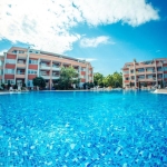 Дава се под наем Двустаен апартамент в к.к. Слънчев бряг - 75 кв.м за 204 € - Снимка #1