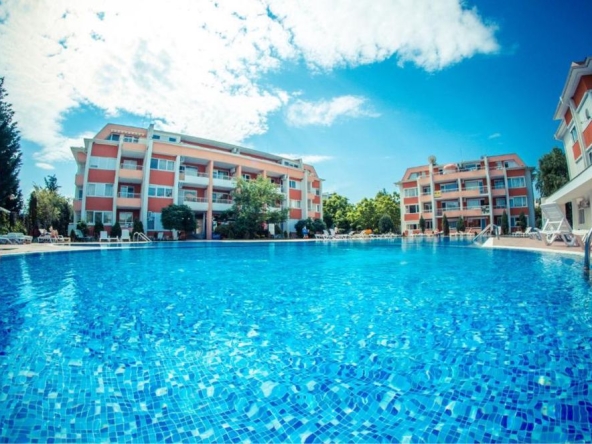 Дава се под наем Двустаен апартамент в к.к. Слънчев бряг - 75 кв.м за 248.88 € - Снимка #1