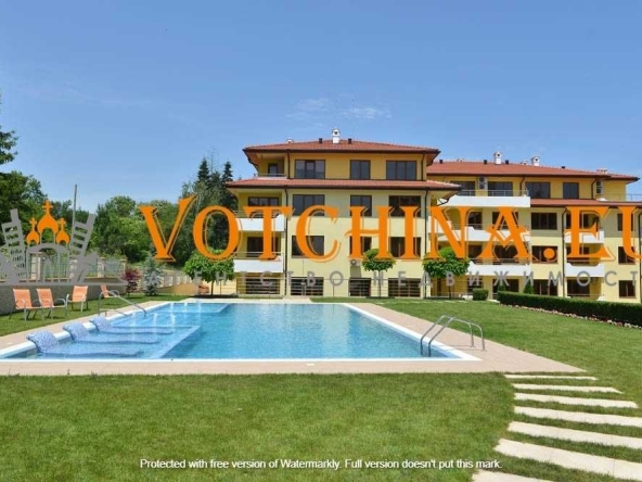 Тристаен апартамент в Бяла - 86 кв.м за 905 €/кв.м - Снимка #1