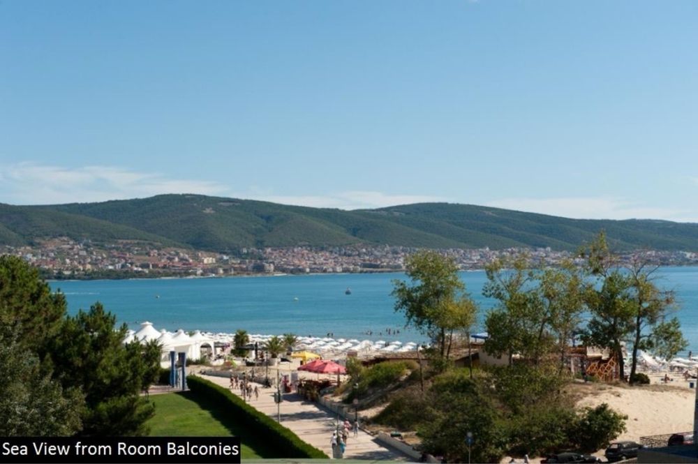 Двустаен апартамент в к.к. Слънчев бряг - 69 кв.м за 1160 €/кв.м - Снимка #1