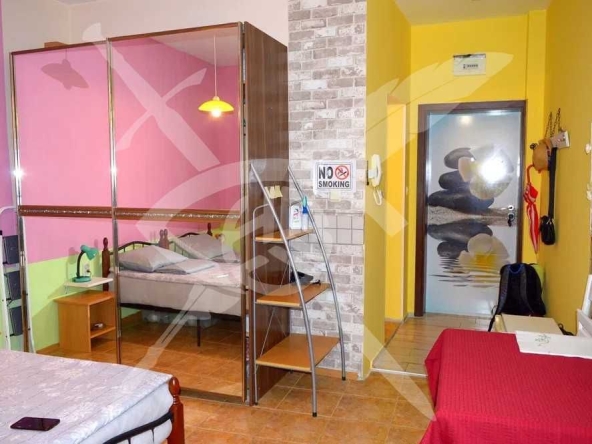 Дава се под наем Едностаен апартамент в Варна, Морска градина - 24 кв.м за 270 € - Снимка #1