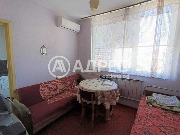 Тристаен апартамент в Разград, Център - 86 кв.м за 1186 €/кв.м - Снимка #1