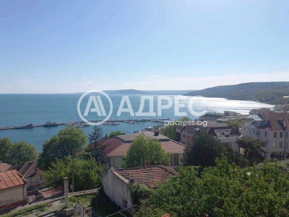 Дава се под наем Тристаен апартамент в Балчик - 137 кв.м за 1500 € - Снимка #1