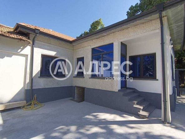 Къща в Разград, Освобождение - 71 кв.м за 1796 €/кв.м - Снимка #1