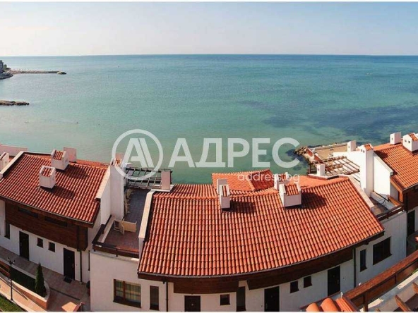 Дава се под наем Тристаен апартамент в Балчик - 120 кв.м за 119990 € - Снимка #1