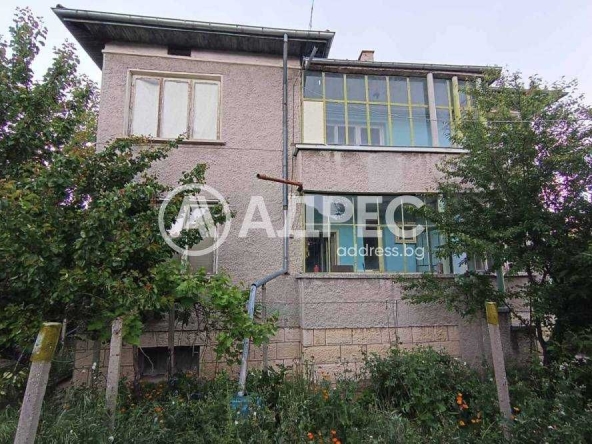 Къща в Разград, Житница - 309 кв.м за 528 €/кв.м - Снимка #1