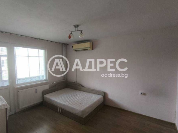 Двустаен апартамент в Разград, Лудогорие - 50 кв.м за 1102 €/кв.м - Снимка #1