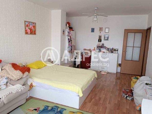 Тристаен апартамент в Разград, Стефан Караджа - 92 кв.м за 1331 €/кв.м - Снимка #1